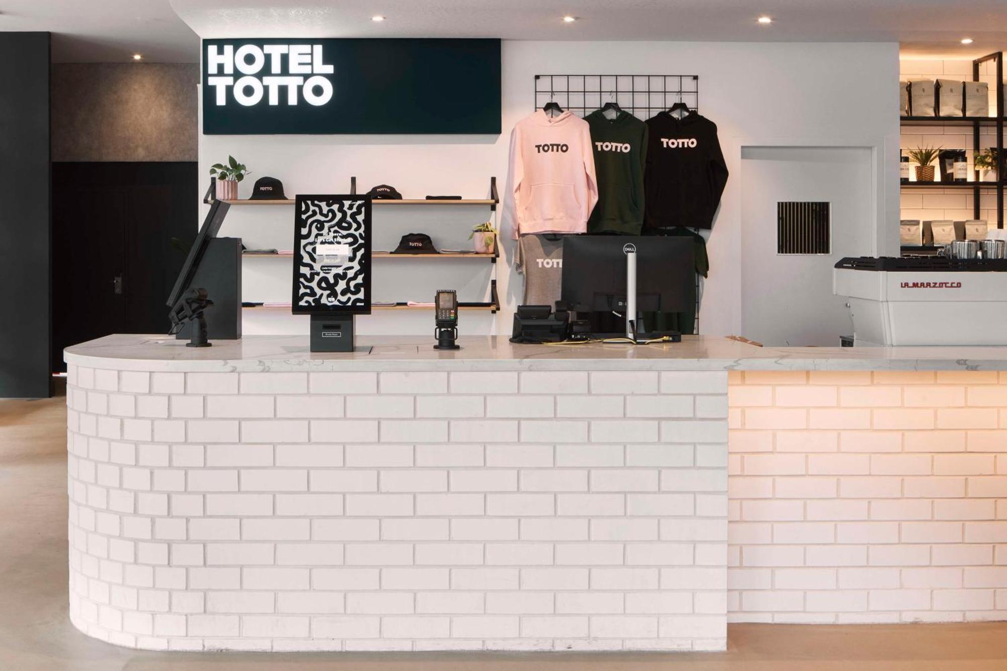Hotel Totto Wollongong Bagian luar foto