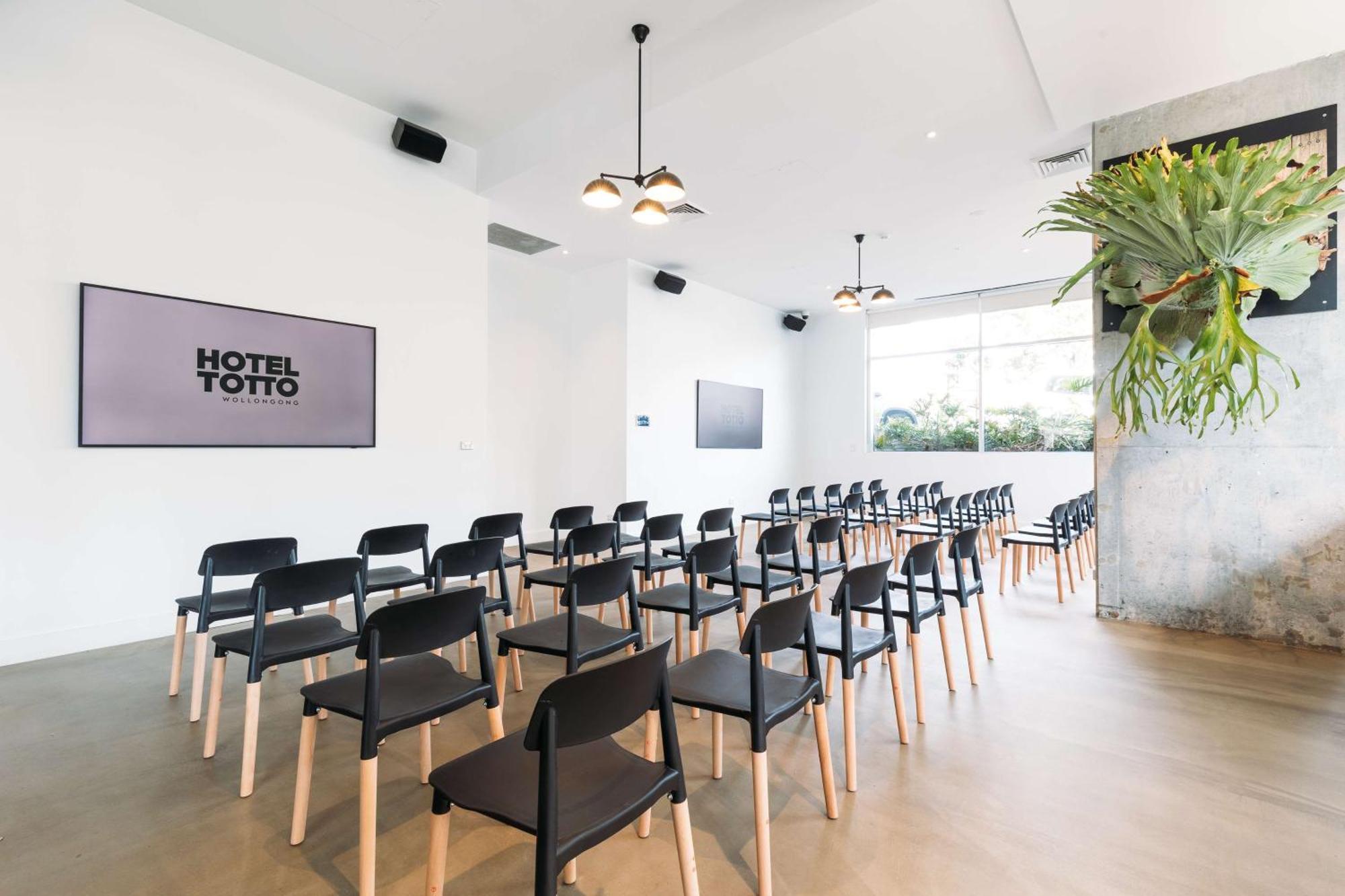 Hotel Totto Wollongong Bagian luar foto