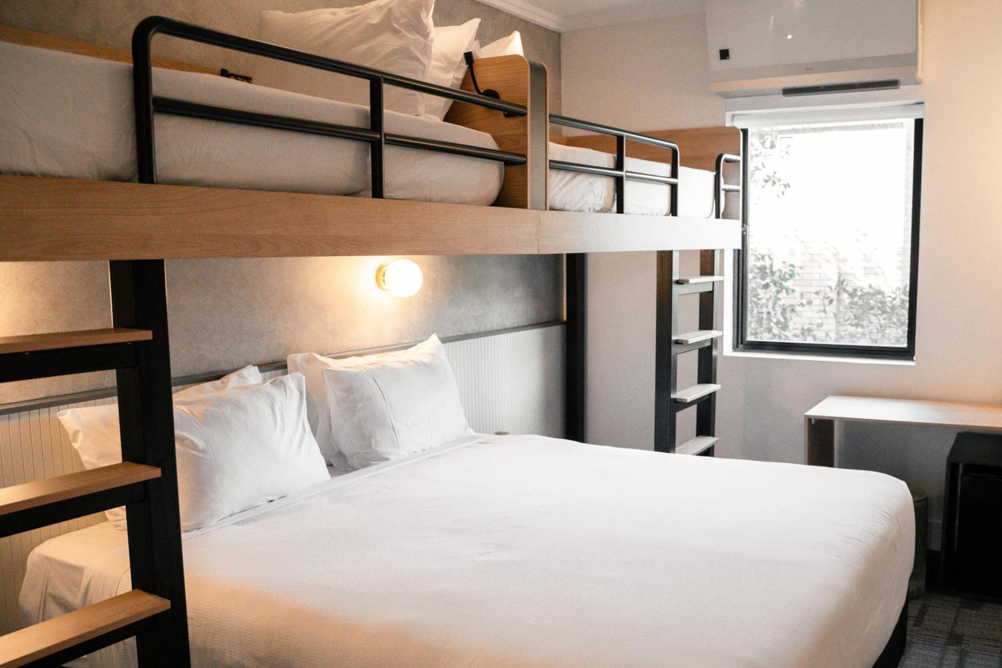 Hotel Totto Wollongong Bagian luar foto