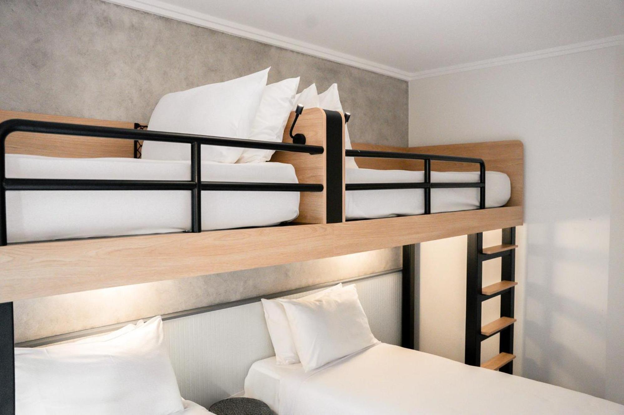 Hotel Totto Wollongong Bagian luar foto