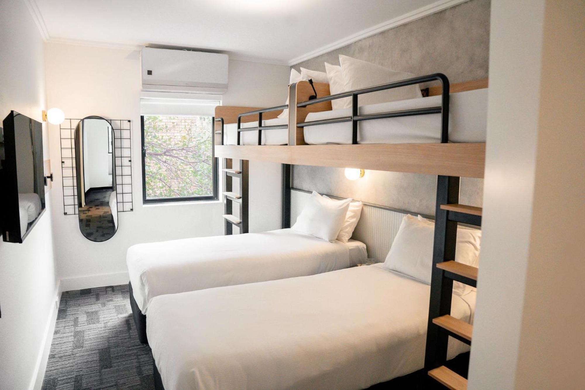 Hotel Totto Wollongong Bagian luar foto